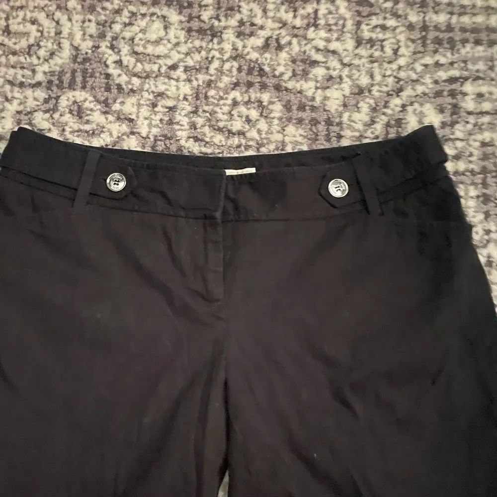 NWOT Michael Kors Women’s Black Crop Shorts Size 6